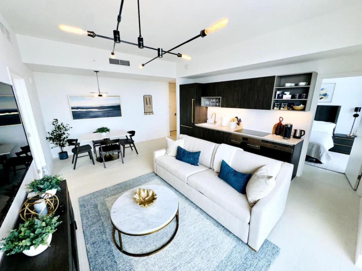 New 2bd 2 Bath Lux Penthouse And Bay View