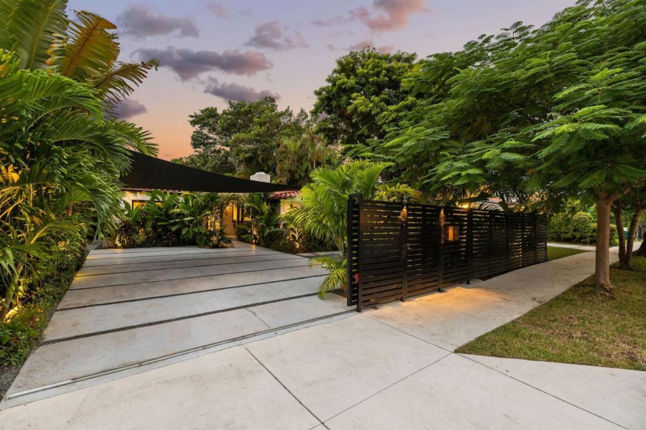 Hidden Garden By Tilahstays Holiday home