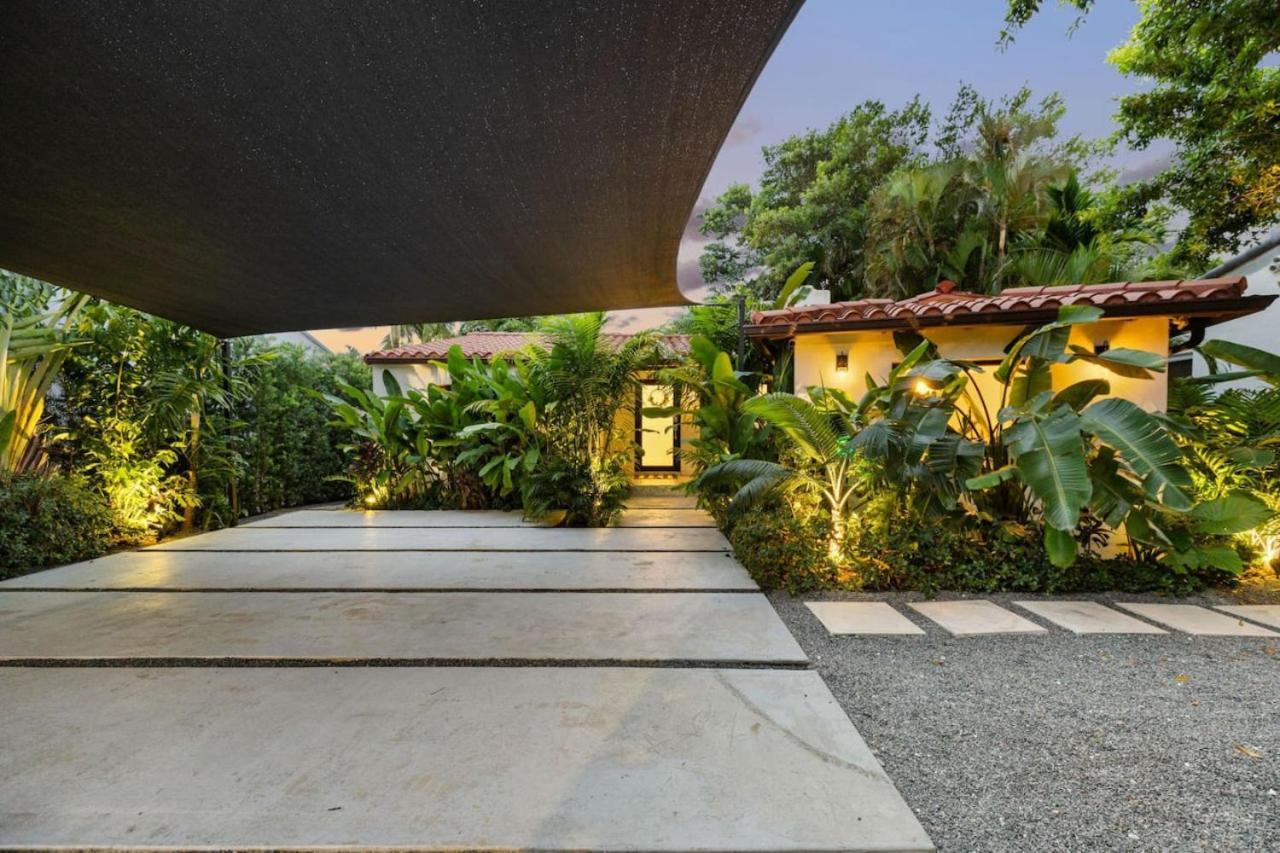 Hidden Garden By Tilahstays Miami
