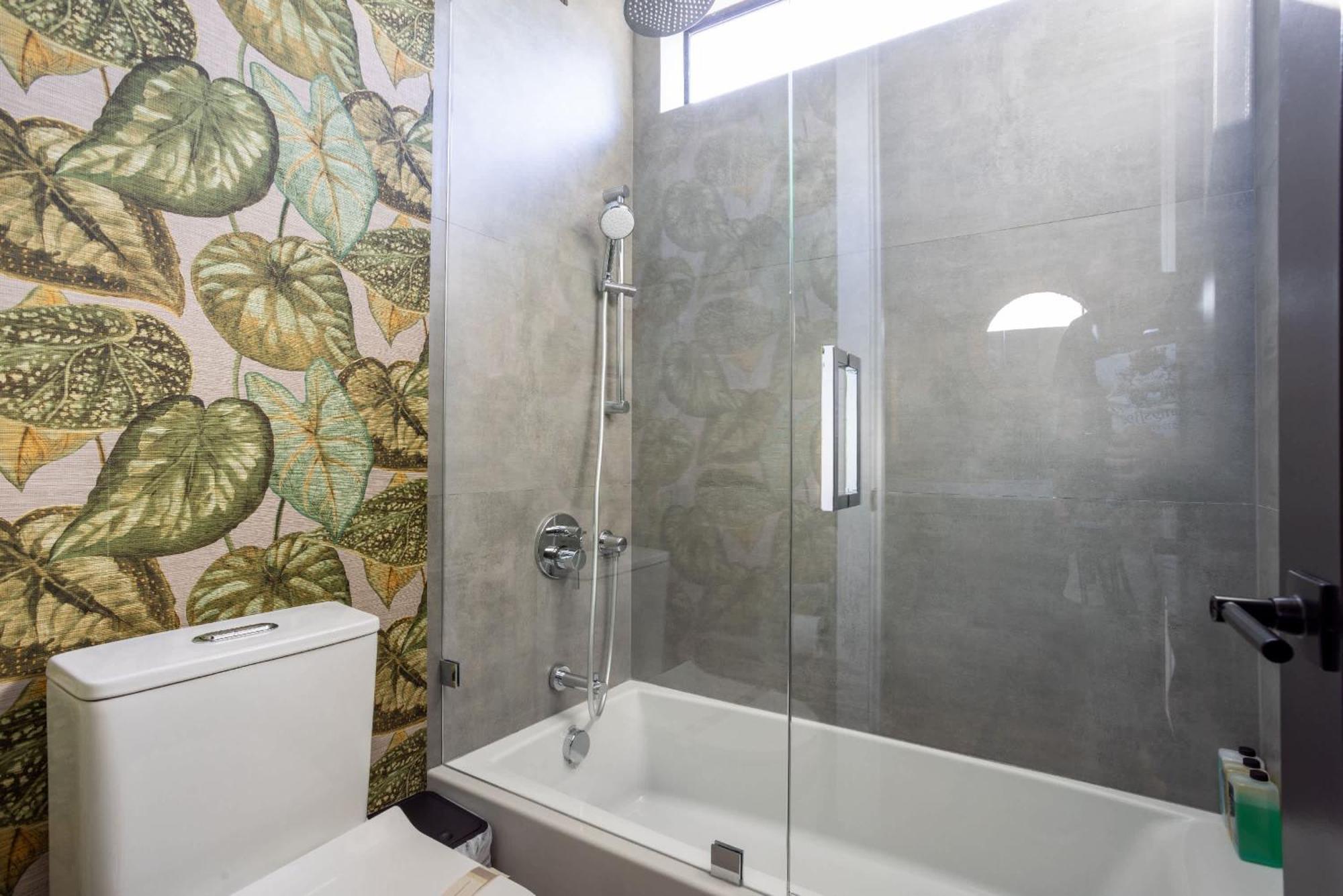 Apartment Cuba - New Modern 3br Heated Pool *