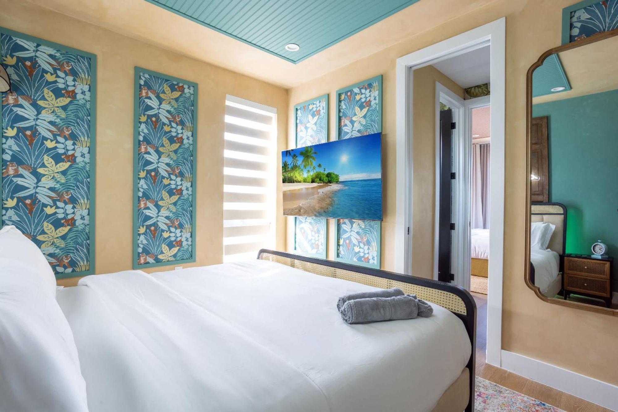 Cuba - New Modern 3br Heated Pool Apartment