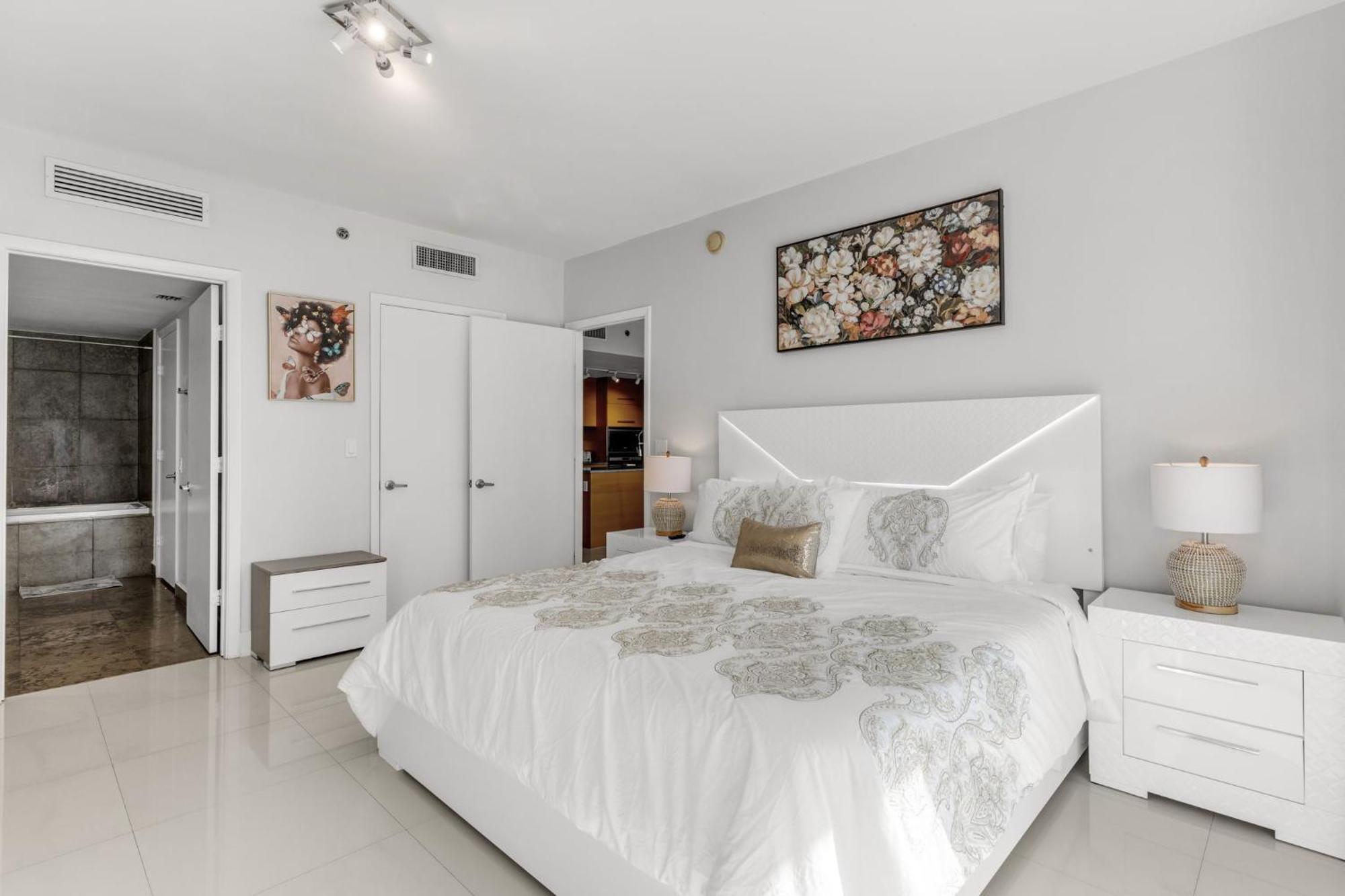 Icon Brickell 1 Bed 1 Bath At The W Apartment Miami