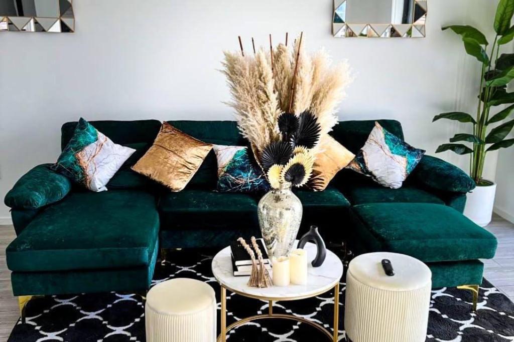 Apartment Luxury Chic Bedroom Miami