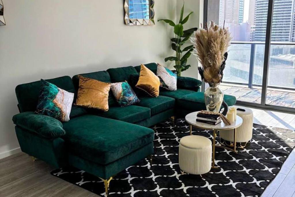 Apartment Luxury Chic Bedroom