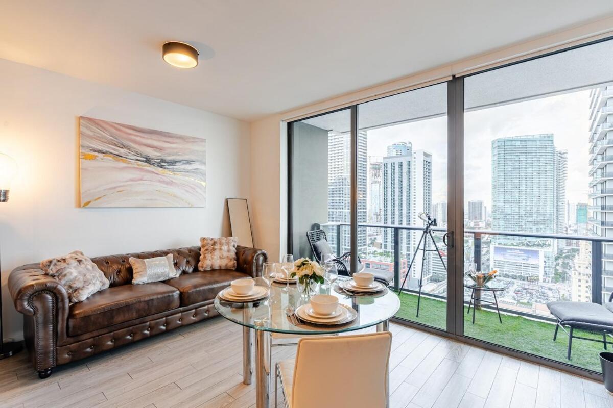 Brickell Bay View Apartment *