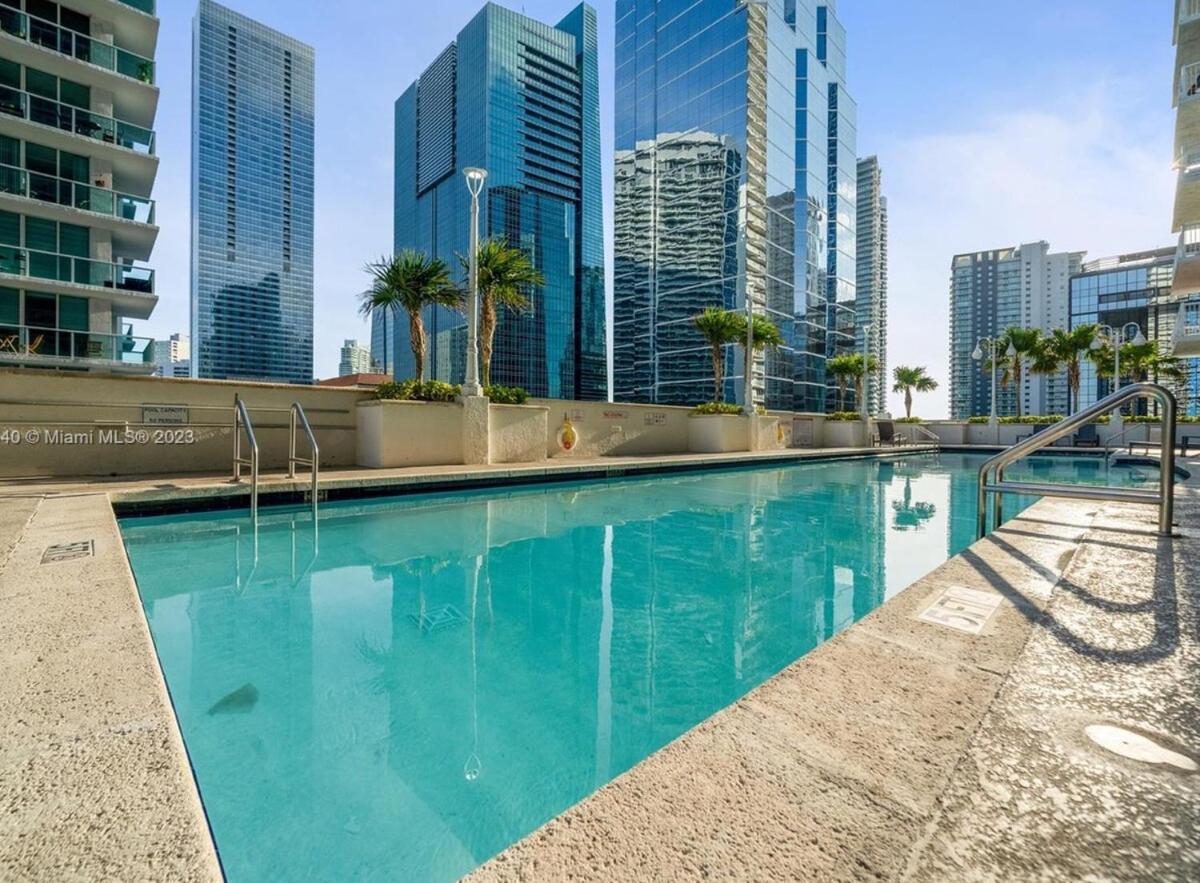 Brickell Center W/city & Bay View + Free Parking! * Miami