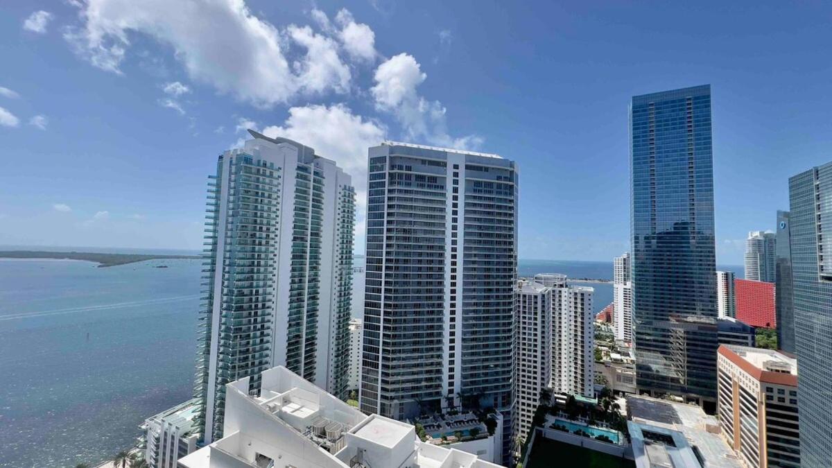 Brickell Center W/city & Bay View + Free Parking! *