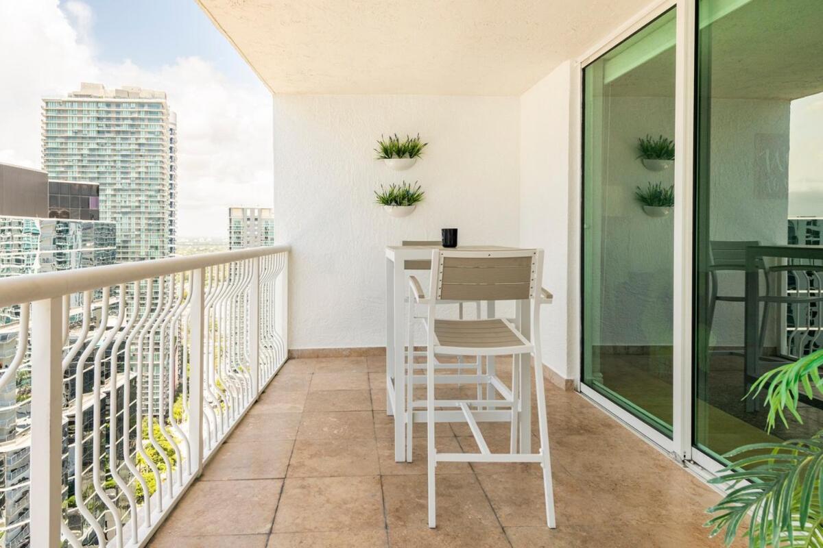 Brickell Center W/city & Bay View + Free Parking! Miami