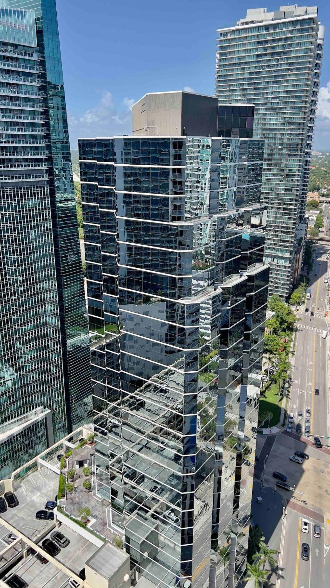 Brickell Center W/city & Bay View + Free Parking! * Miami