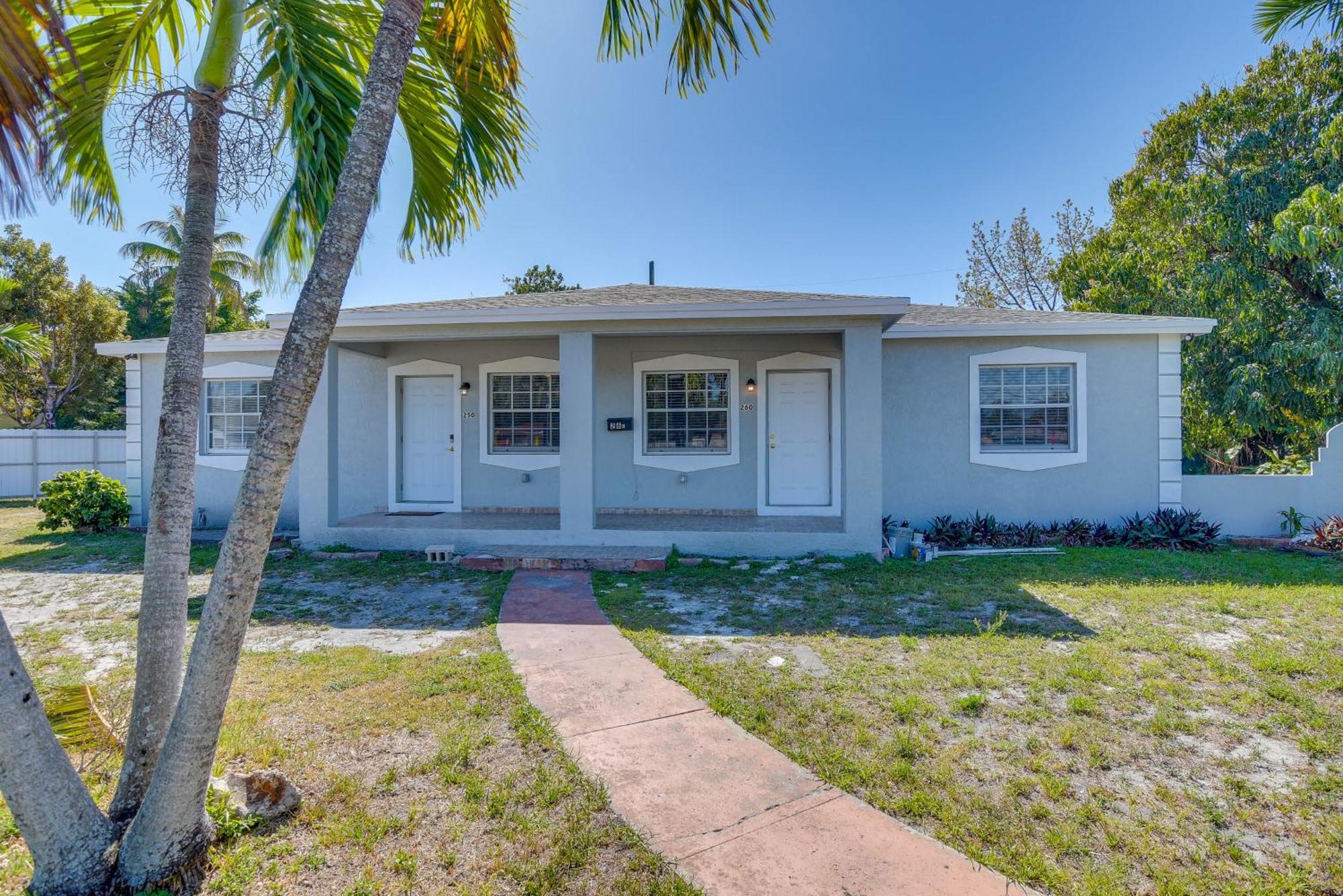 Apartment 7 Mi To Surfside Pet-friendly Unit In *