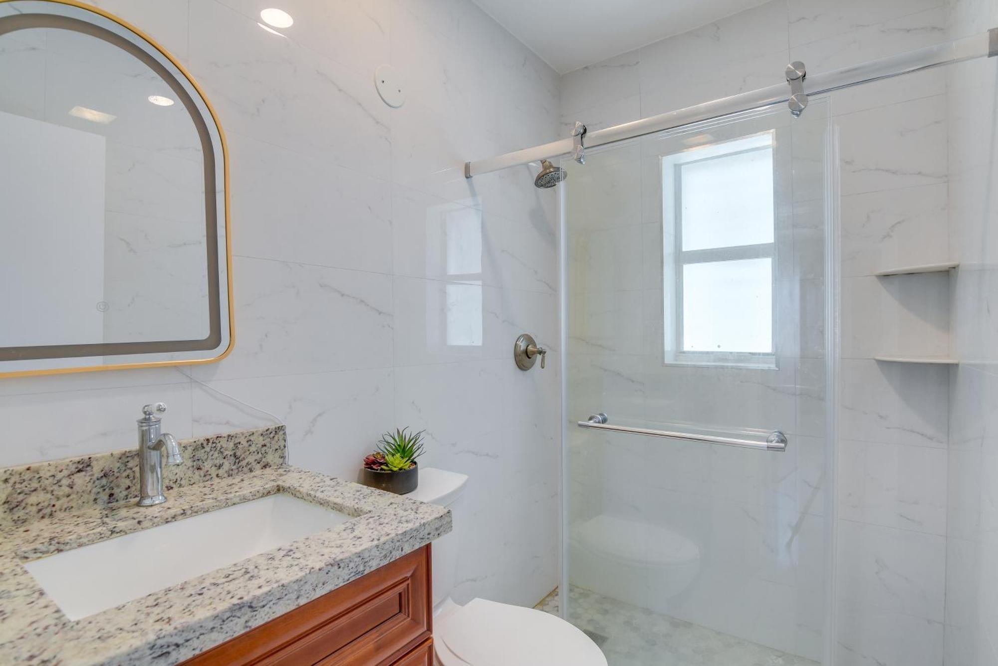 7 Mi To Surfside Pet-friendly Unit In