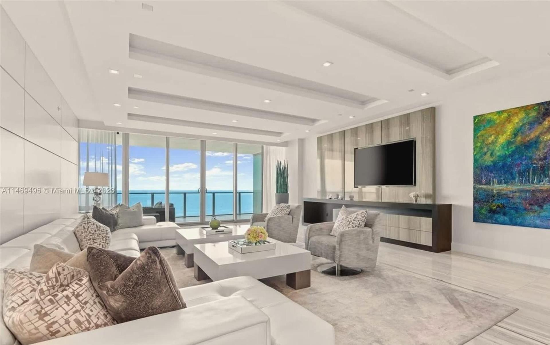 Luxury Coastal Living 3 Bedroom Unit Miami
