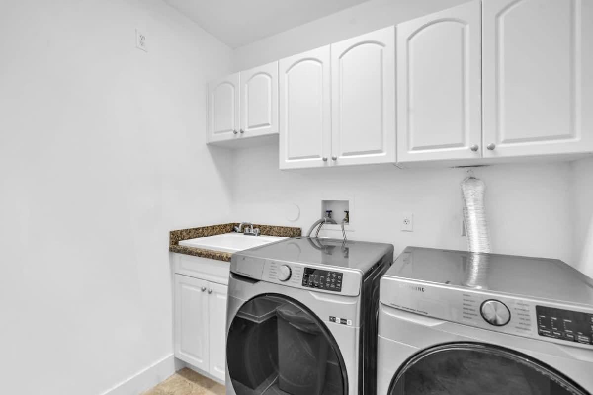 Holiday home Grove Walk Manor 3br Oasis In The Grove Family *