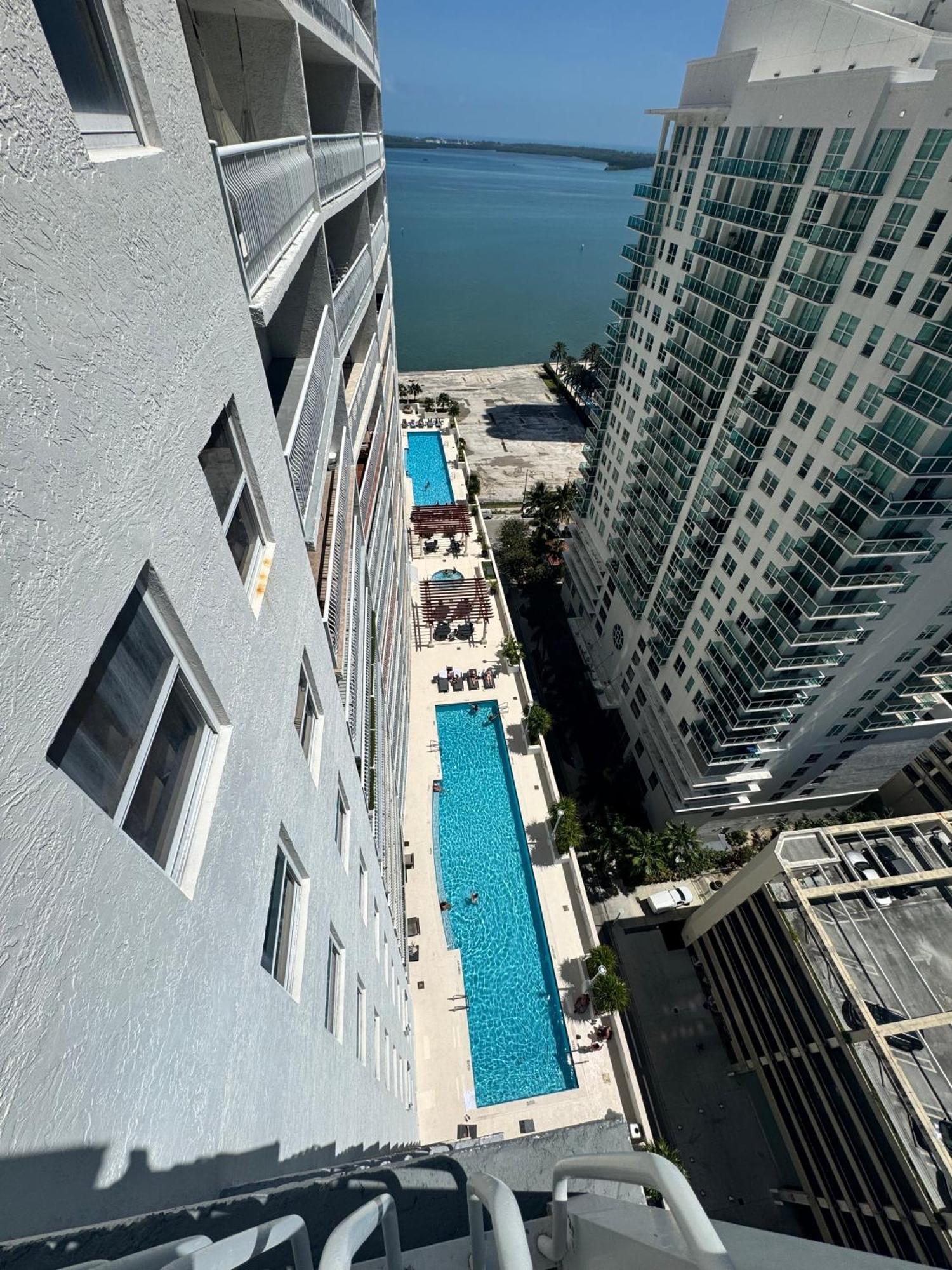 Brickell 2 Bedroom In The Heart Of Apartment *