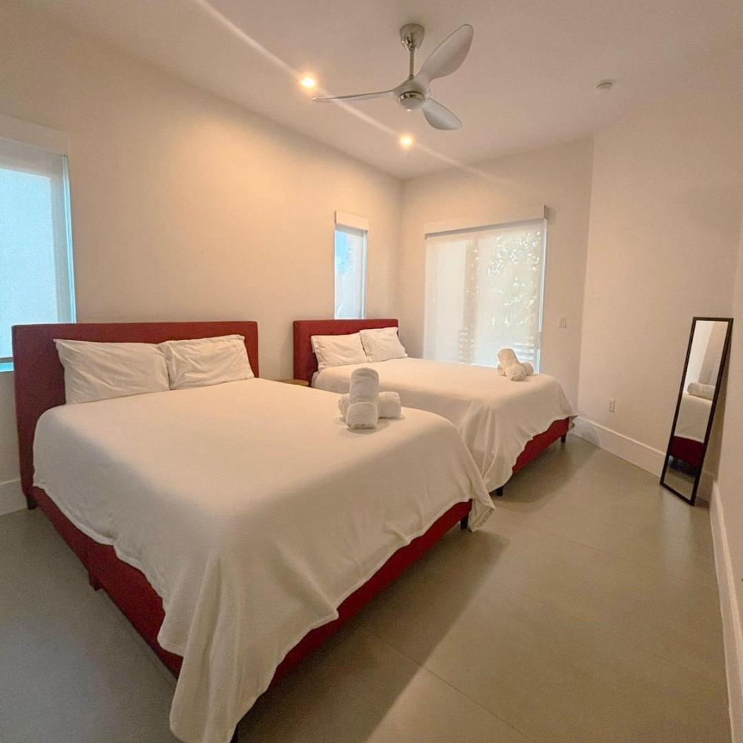 Solara Coconut Grove Villa *