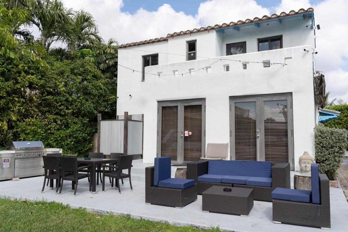 River Villa-pool, Hot Tub, Dock, Big Garden Villa