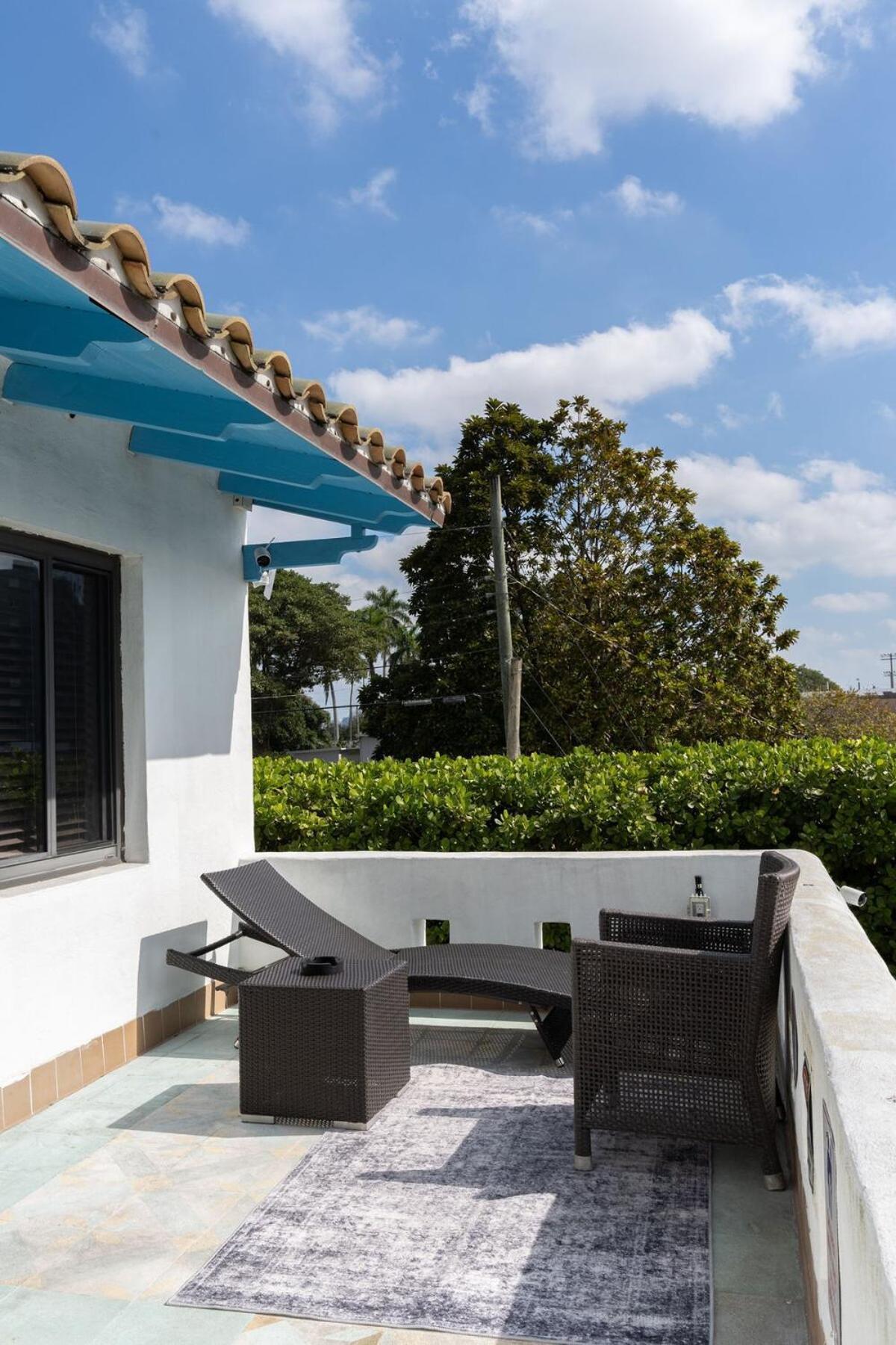 River Villa-pool, Hot Tub, Dock, Big Garden