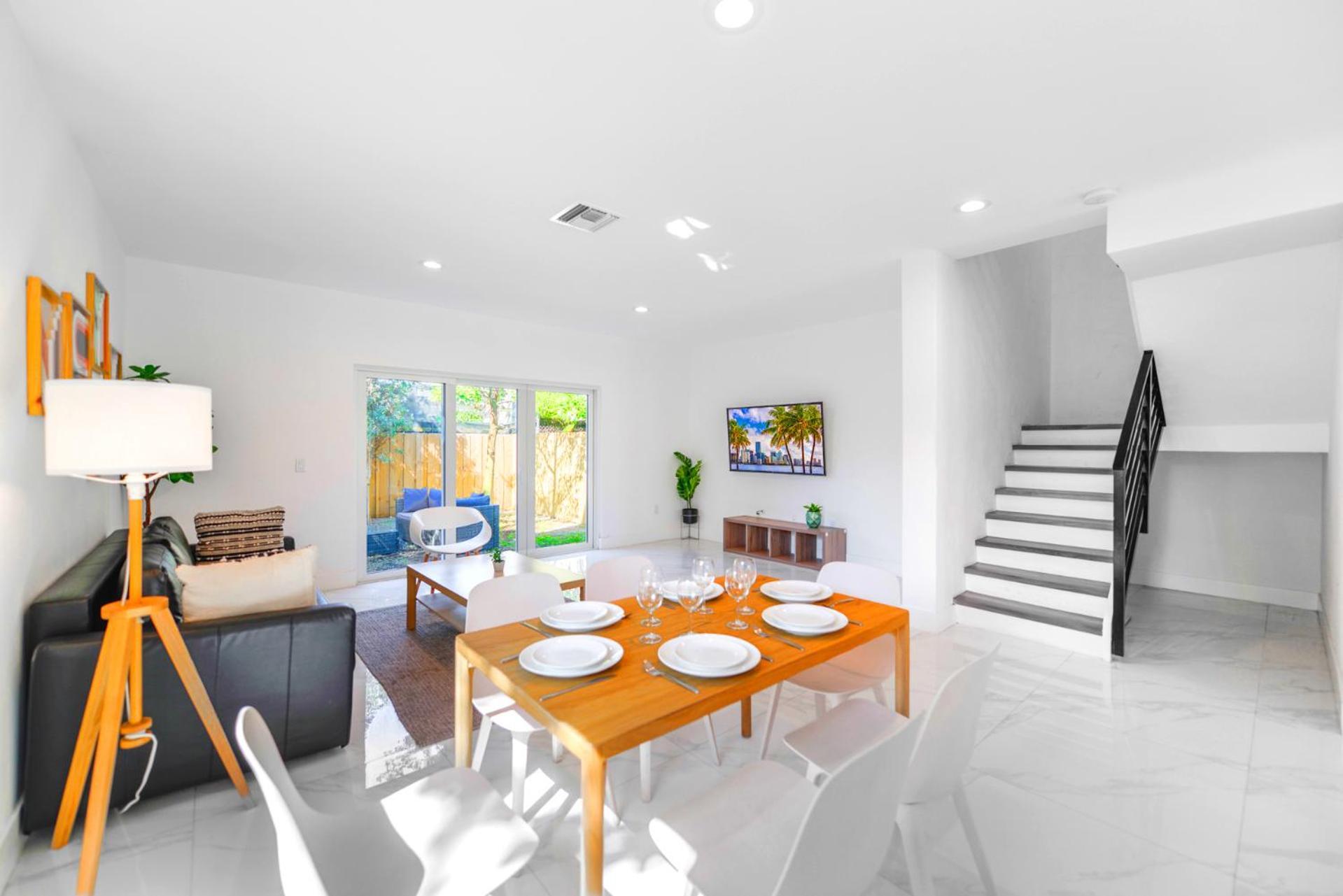 Vakantiehuis Charming W Free Parking Included *