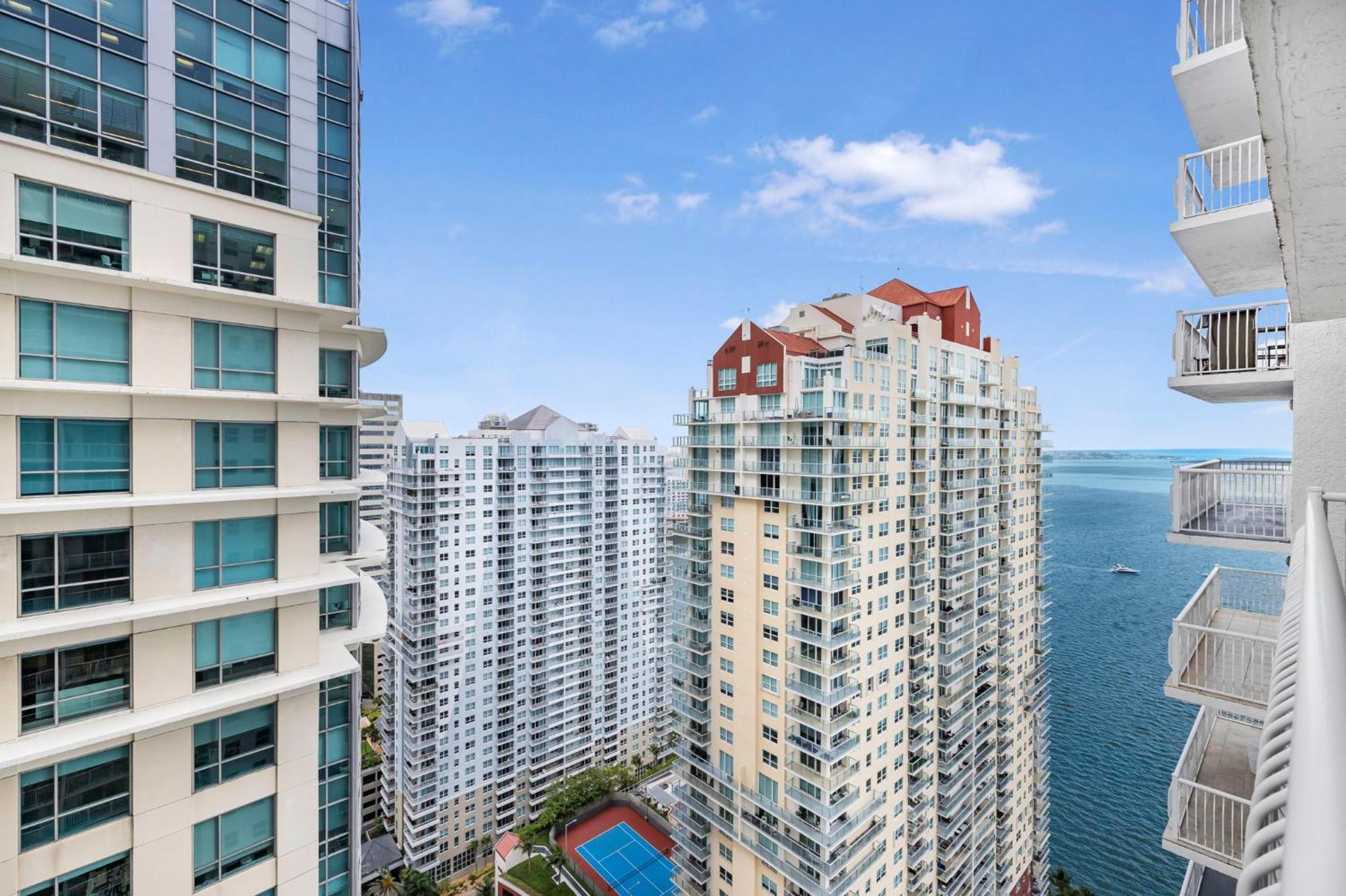 Exclusive 1br On 35th Floor