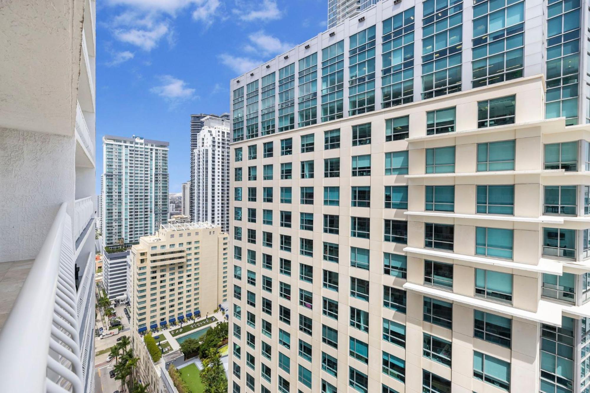 Exclusive 1br On 35th Floor *
