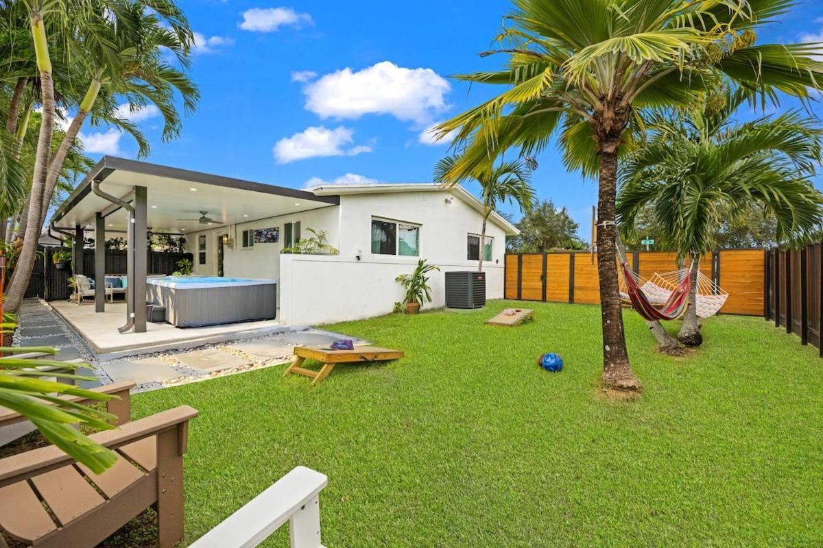 King Bed & Hot Tub, A Casita For Families & Pets Holiday home