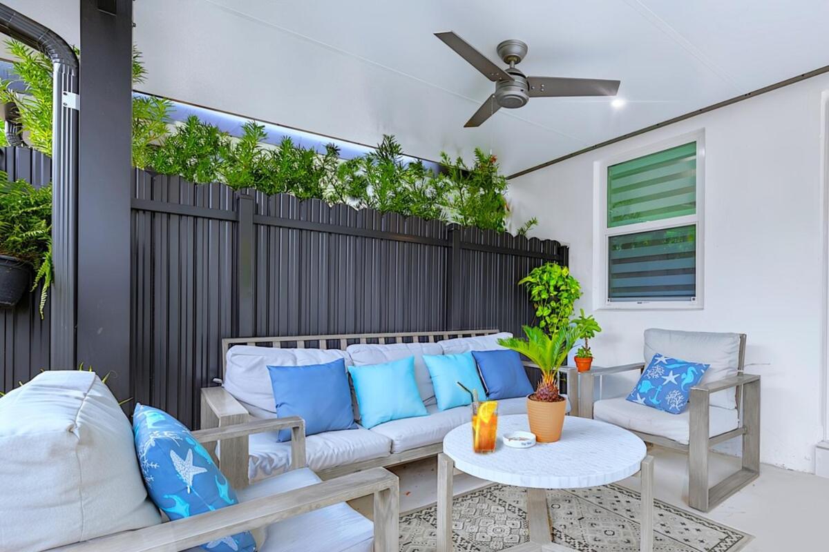 King Bed & Hot Tub, A Casita For Families & Pets * Miami