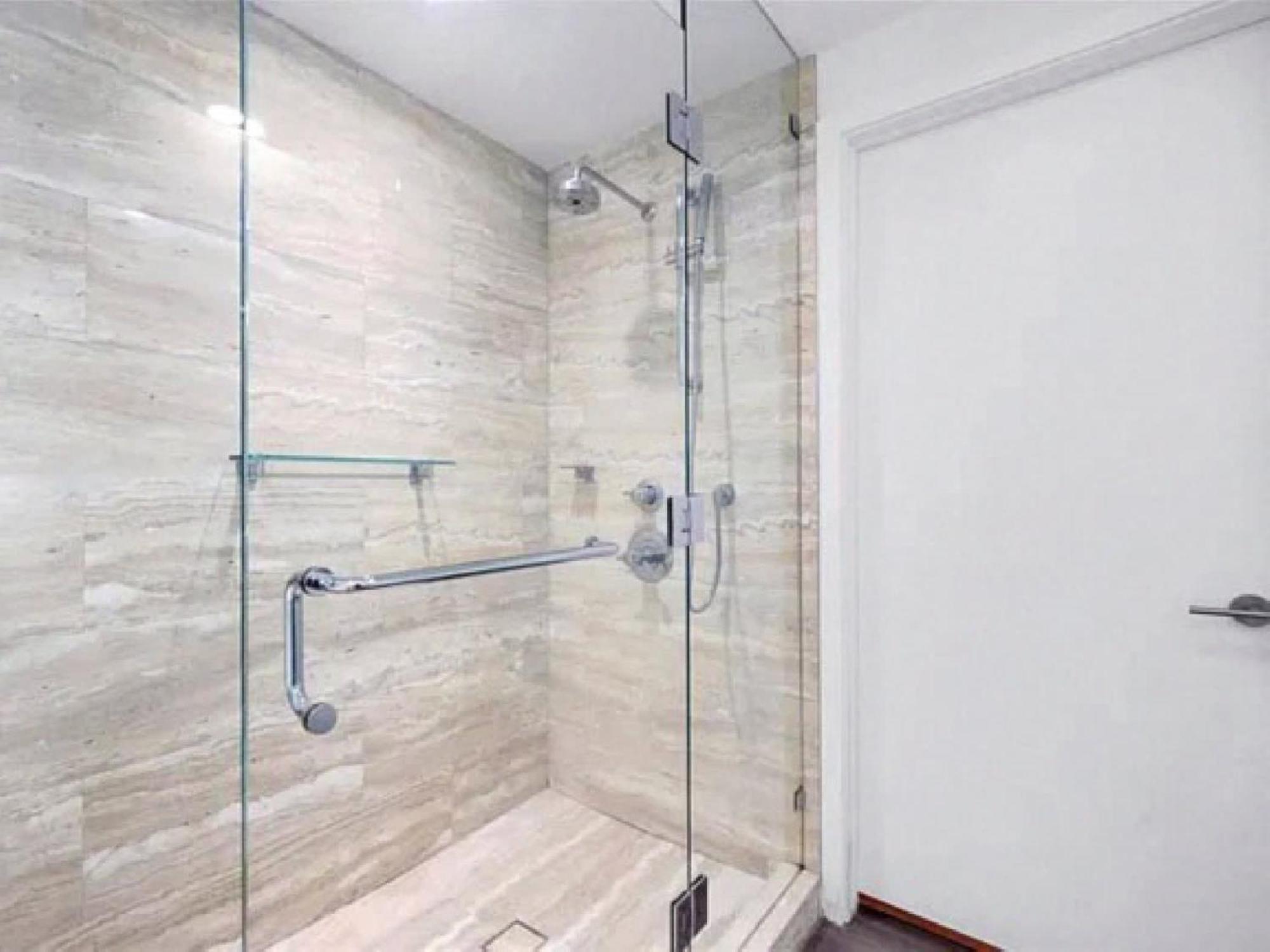High-floor With Ocean Views In *