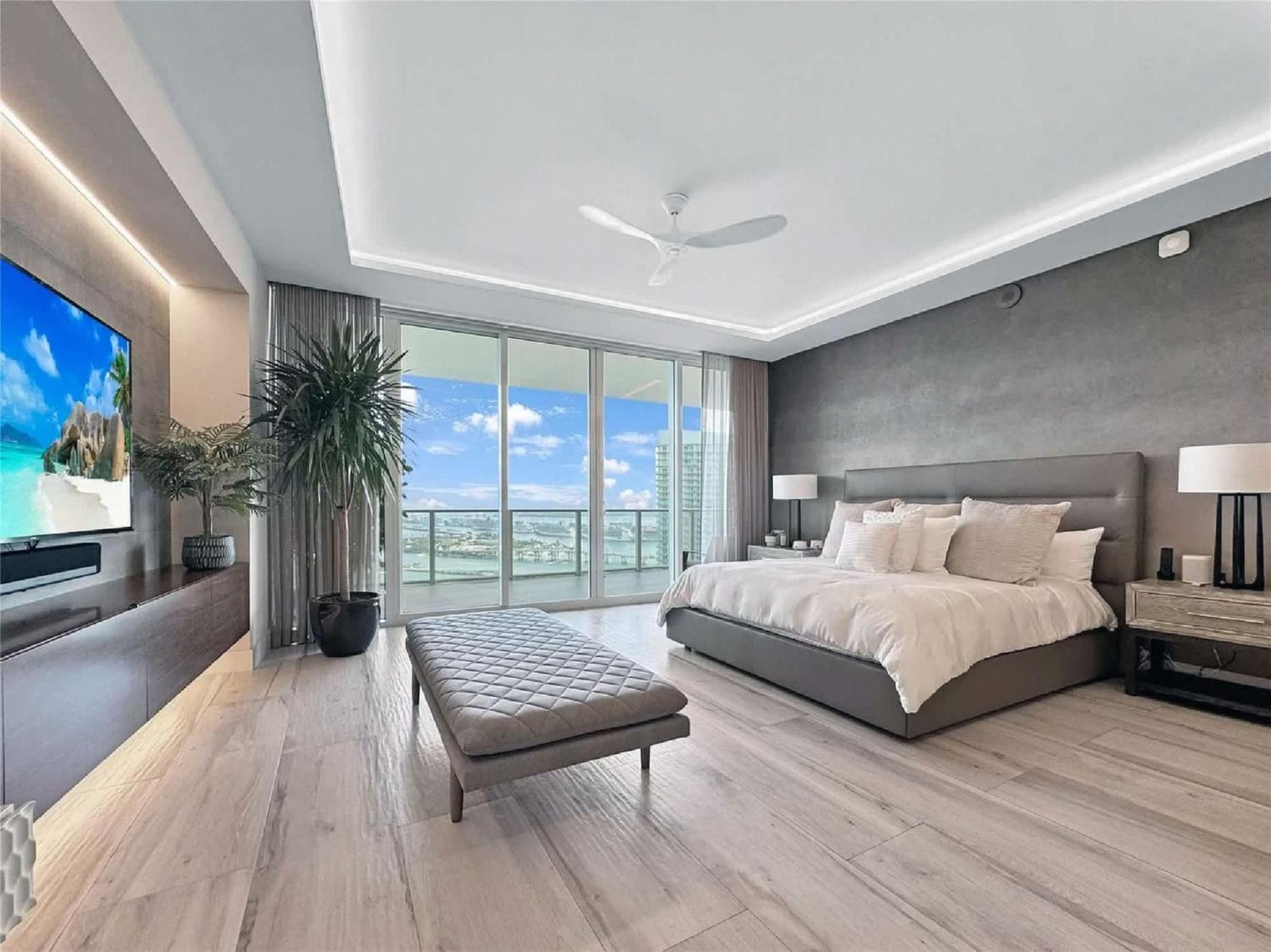 Penthouse With Stunning Views In Edgewater Apartment Miami