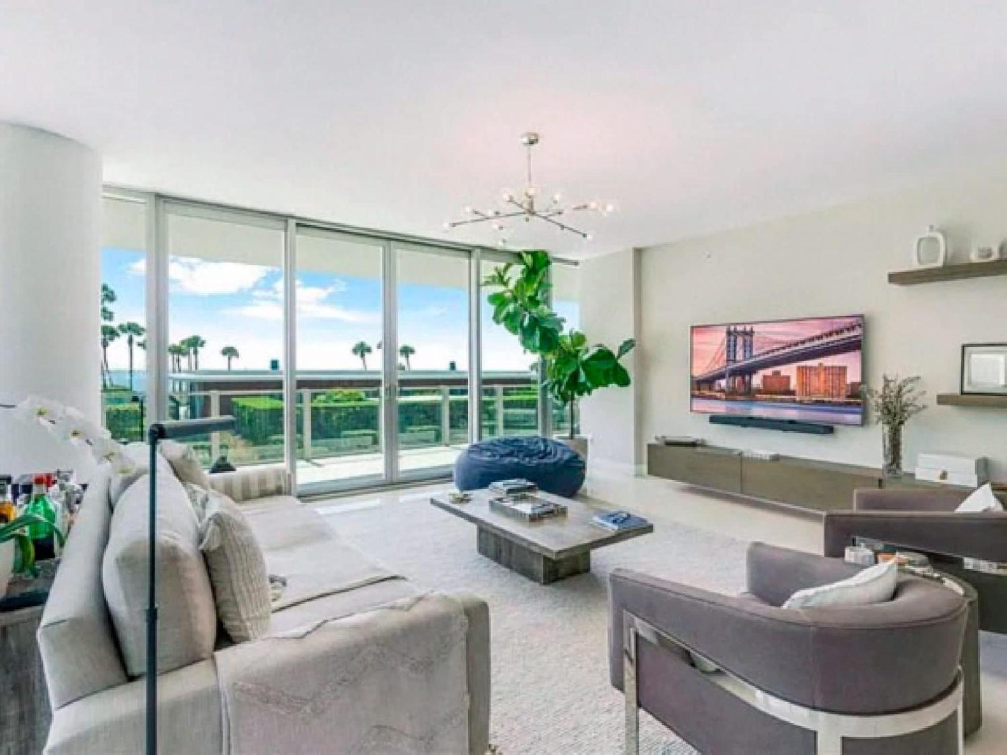 Elegant With Ocean Views In Key Biscayne Apartment *