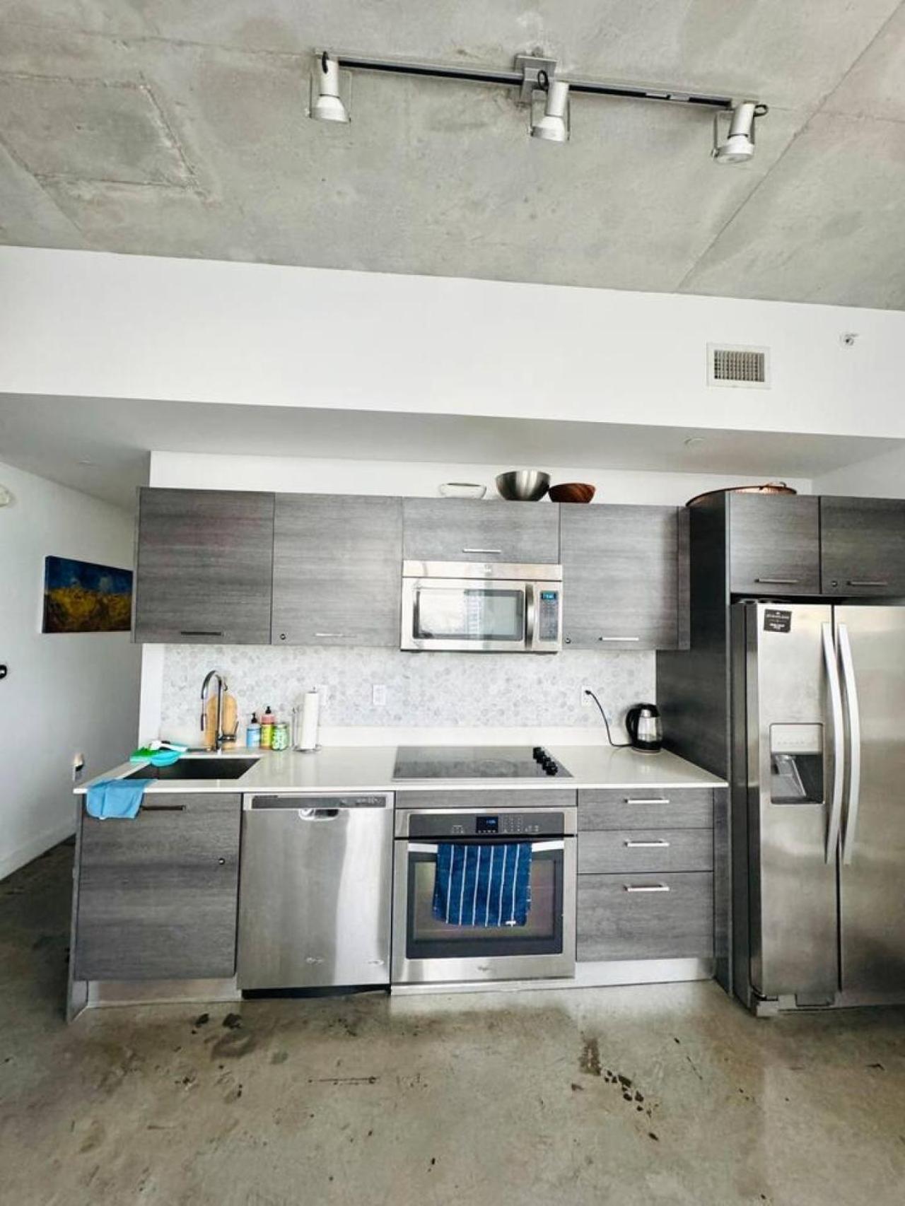 Holiday home Art-filled Loft 180 Views, Rooftop Pool, Parking Miami