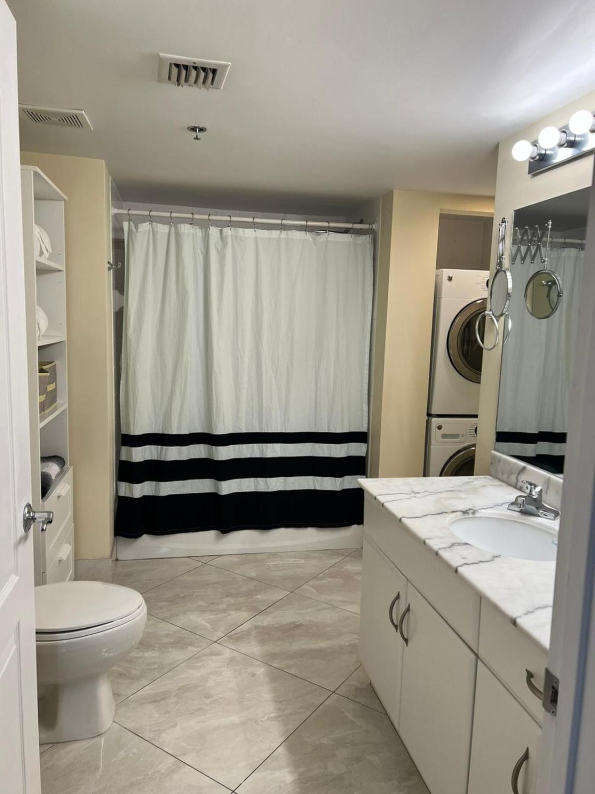 Luxury 1bd In Downtown Brickell Free Parking Apartment