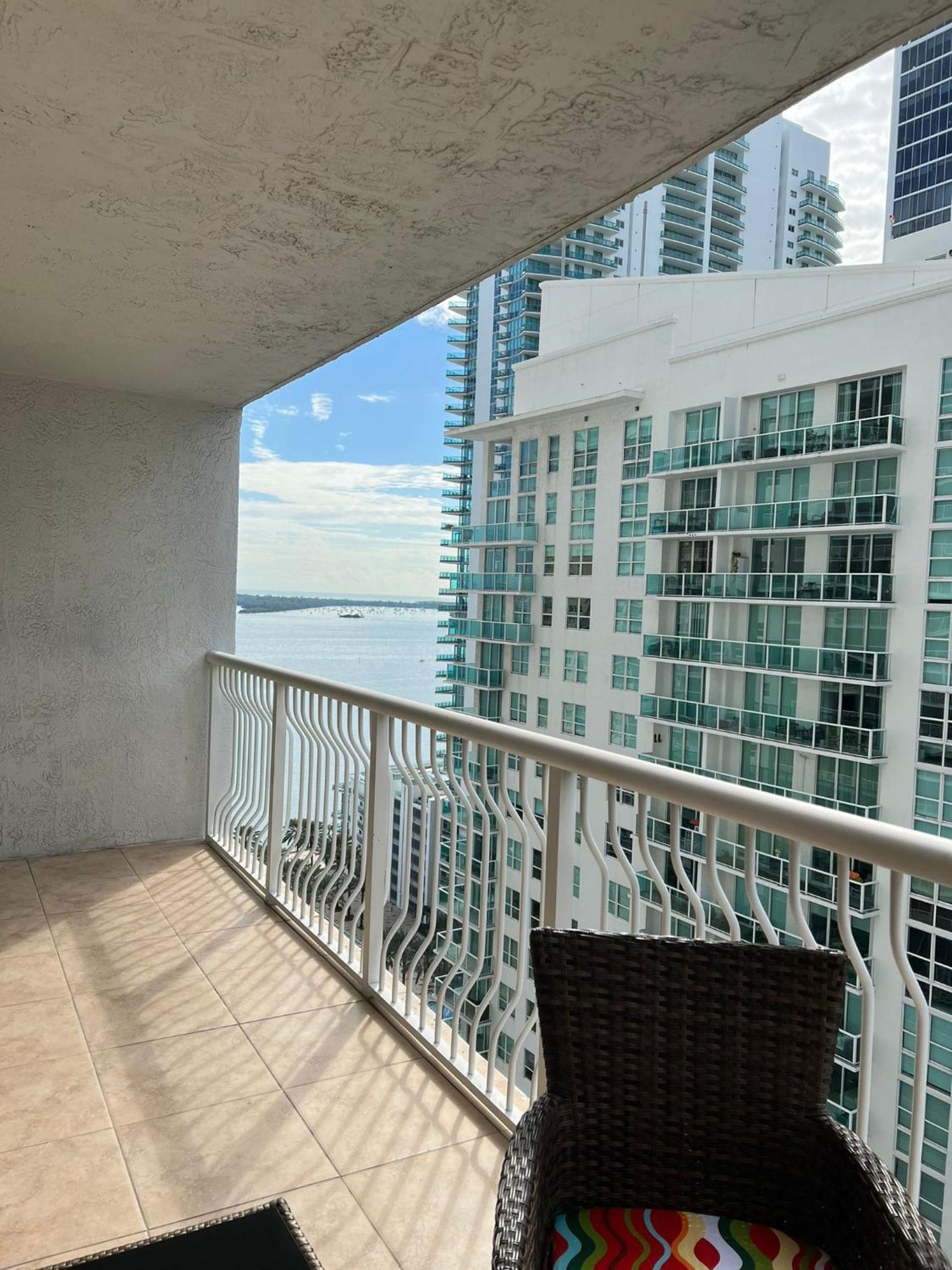 Luxury 1bd In Downtown Brickell Free Parking Apartment *