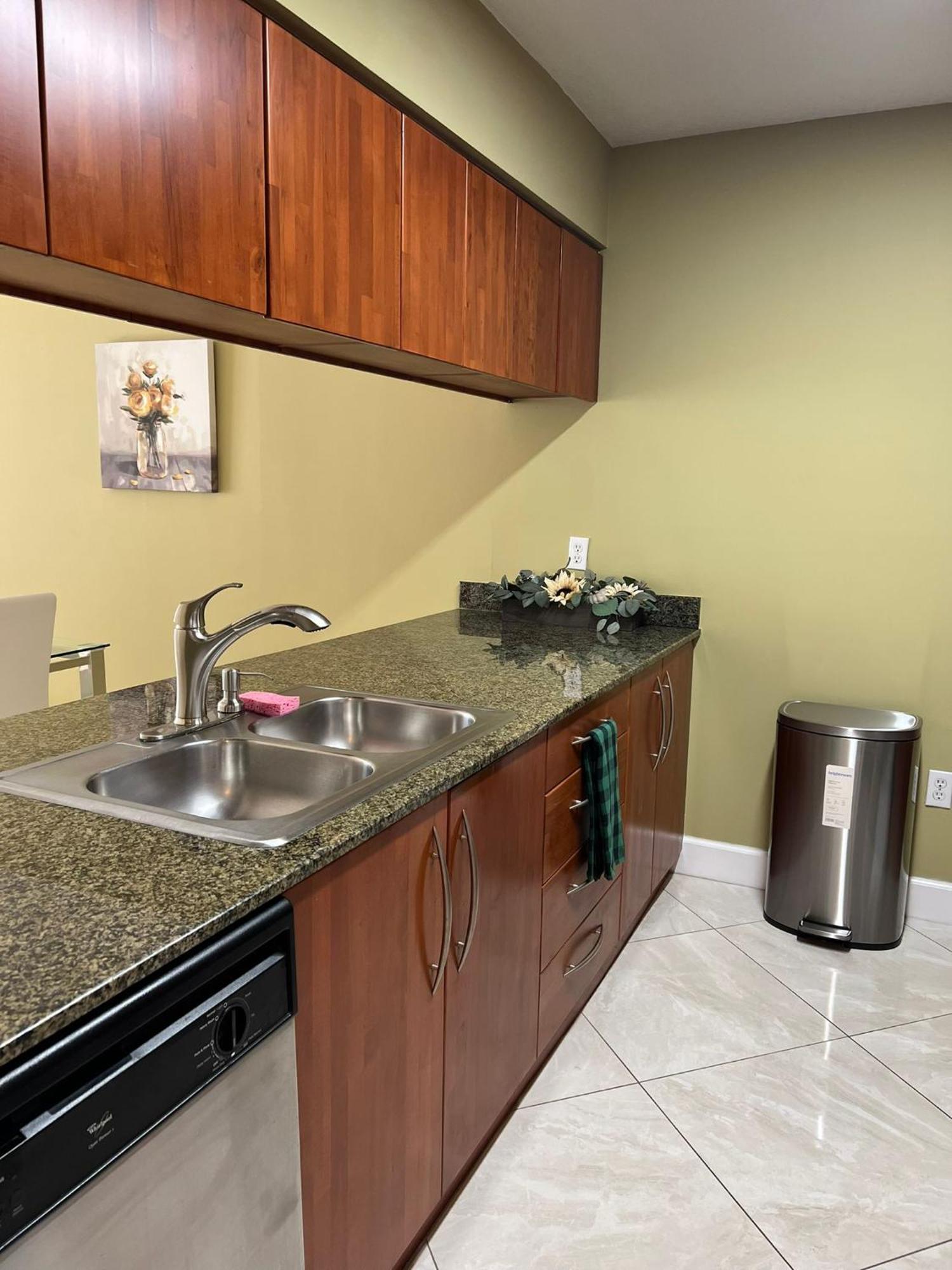 Luxury 1bd In Downtown Brickell Free Parking Apartment Miami