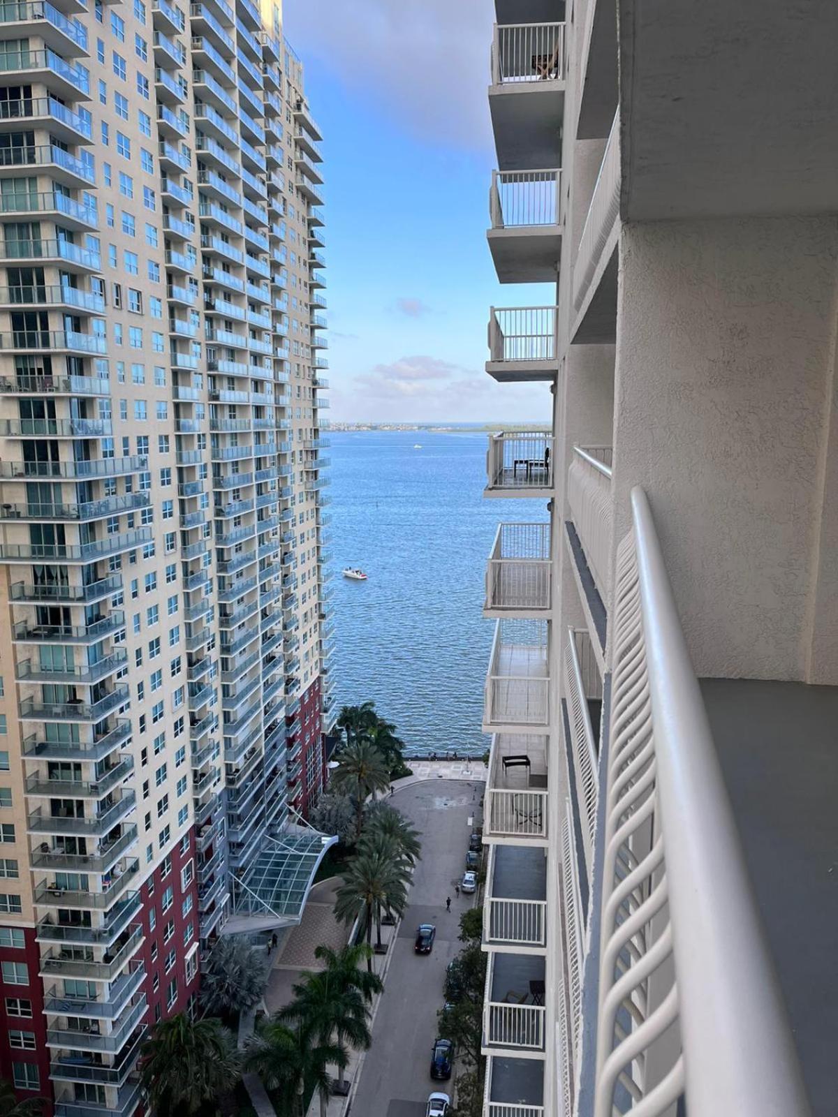 Luxury 1bd In Downtown Brickell Free Parking Apartment Miami