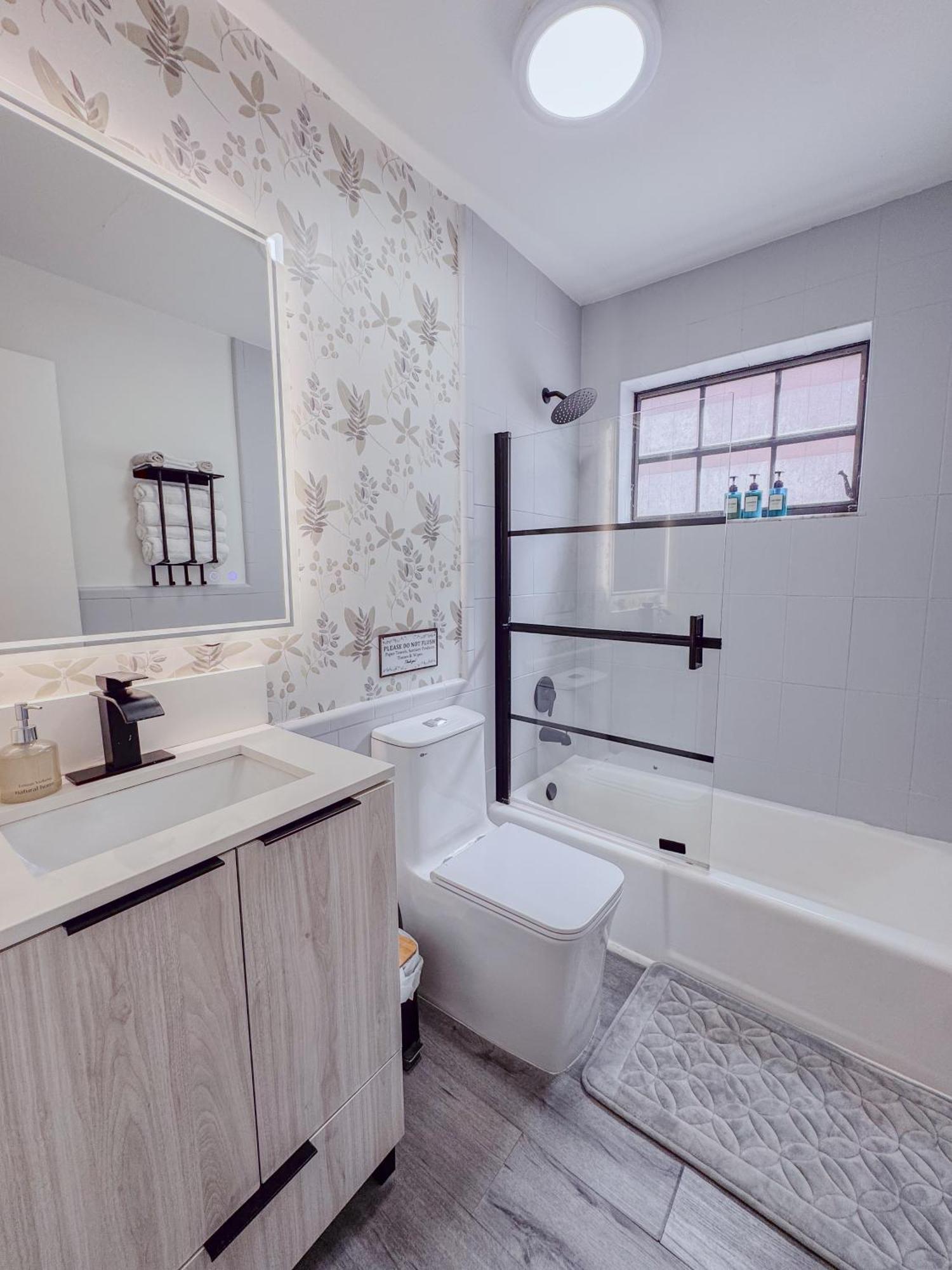 Vakantiehuis Zoka House 5 Mints From Brickell Miami