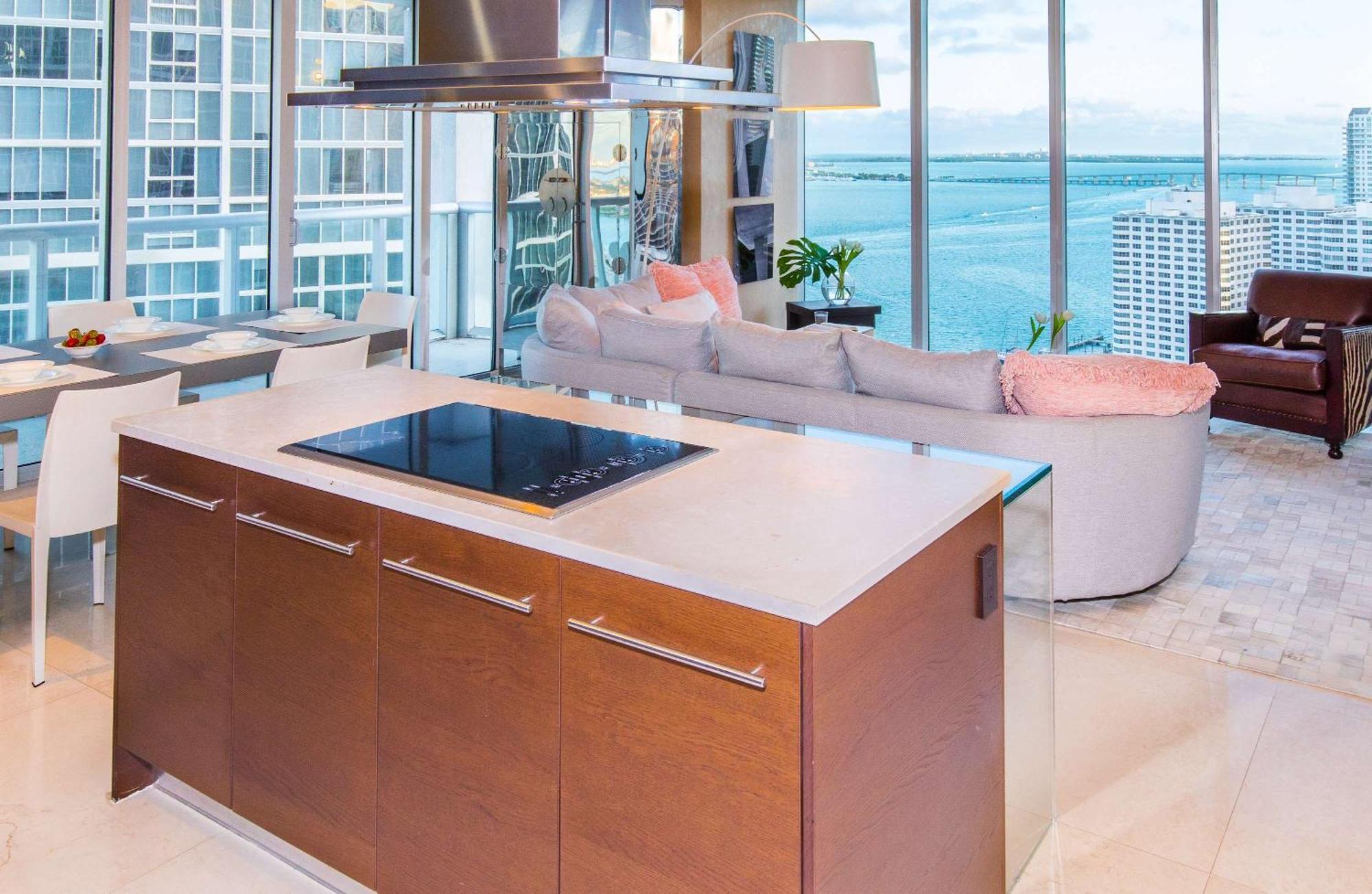 Mvr - Oceanfront Corner Balcony Luxe Miami