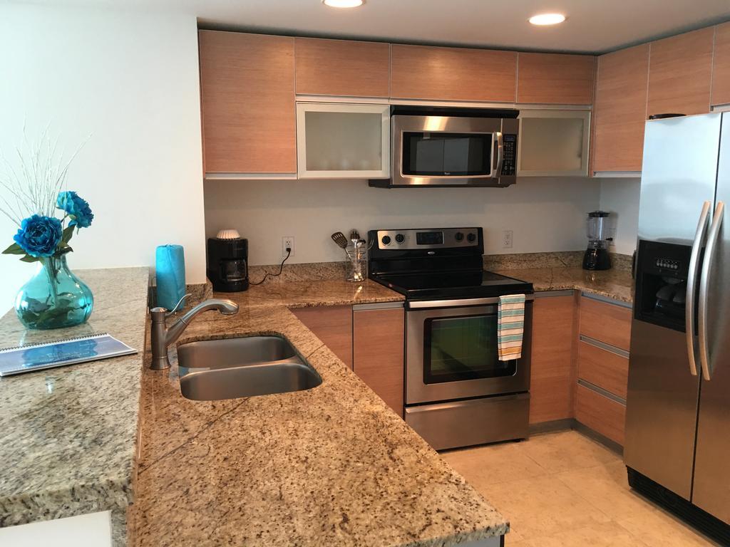 Starlight Suites Miami