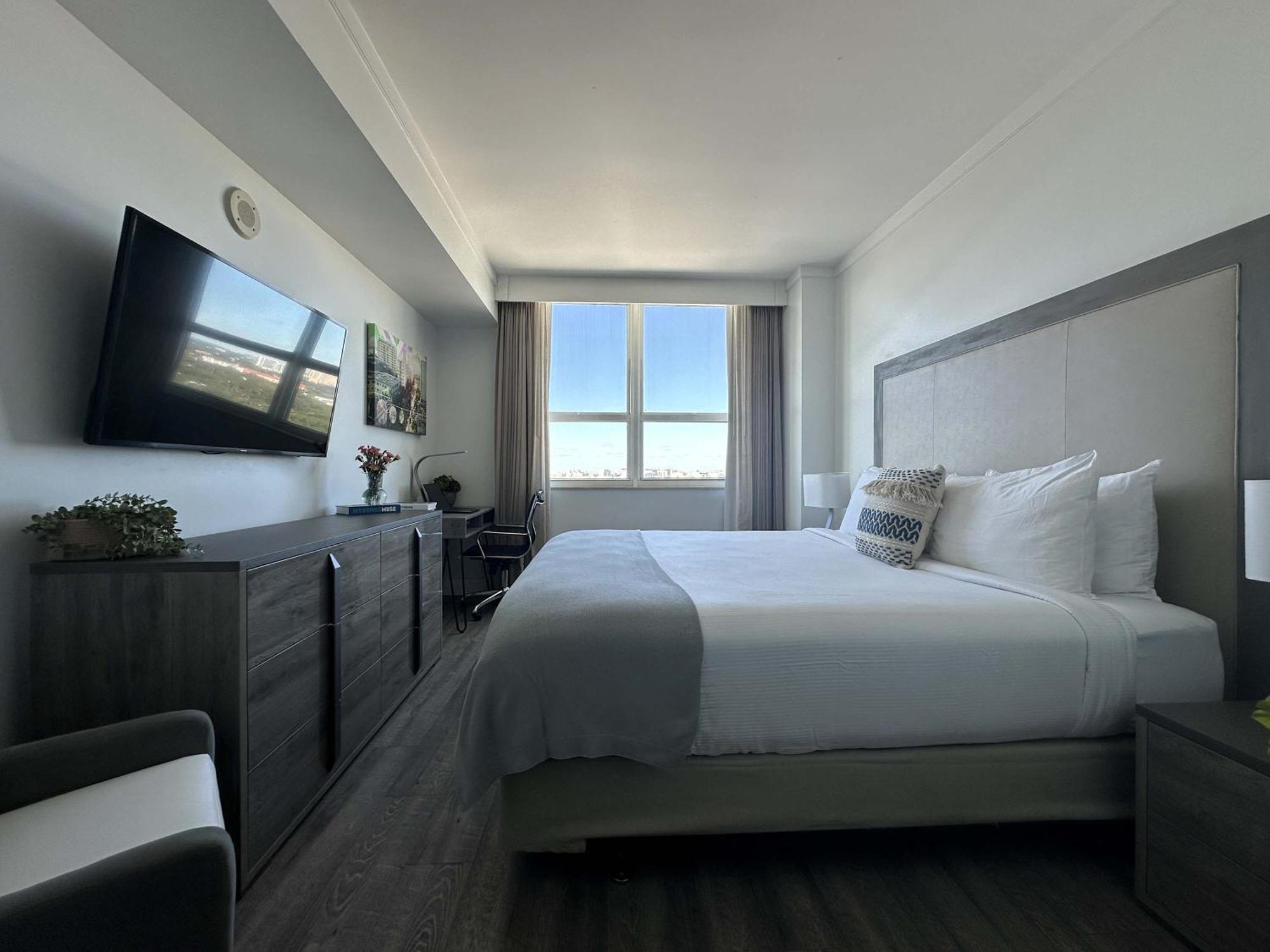 Mvr Suite Boutique Living With Big Luxury Energy Miami