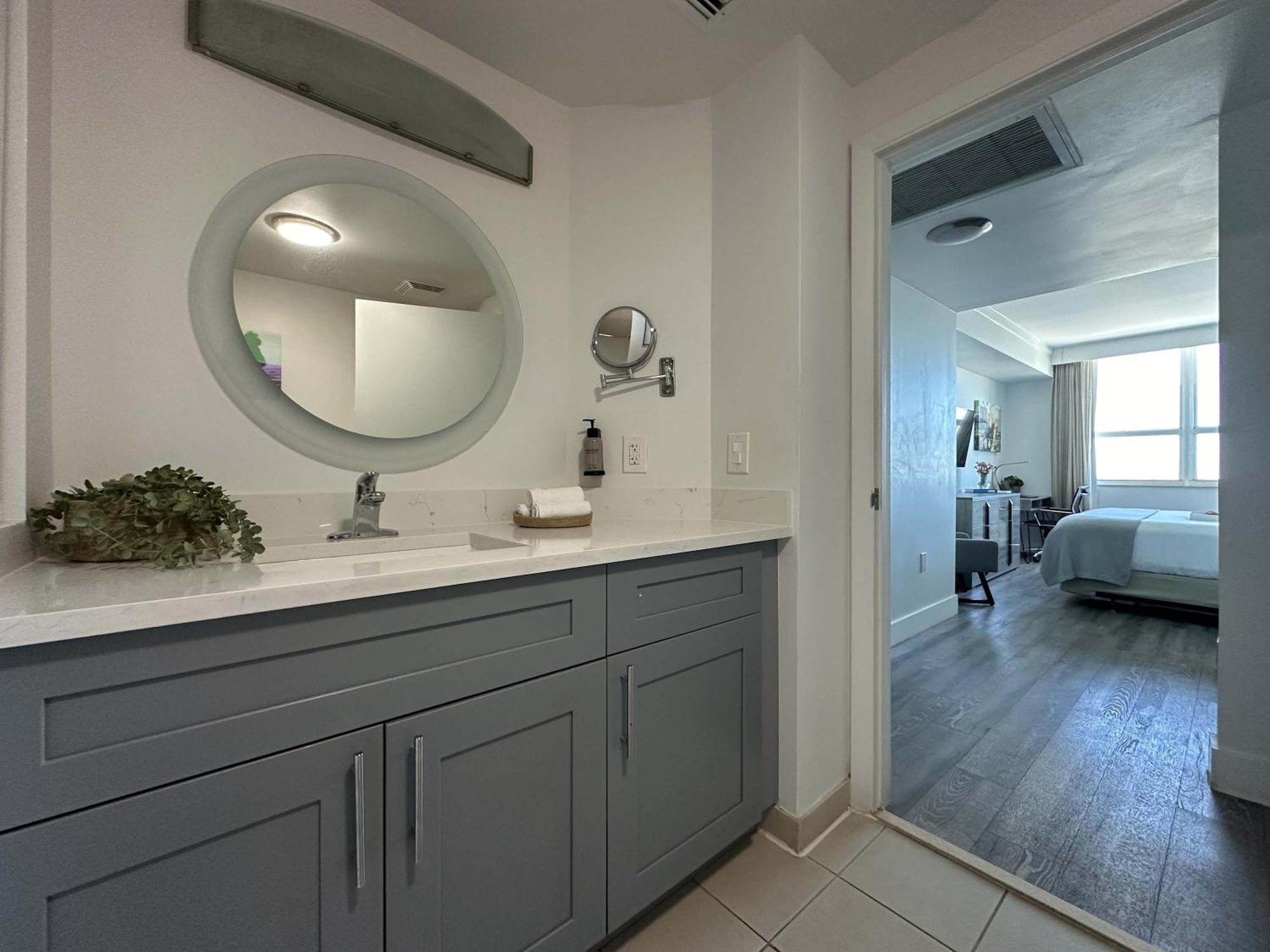 Mvr Suite Boutique Living With Big Luxury Energy Inn *