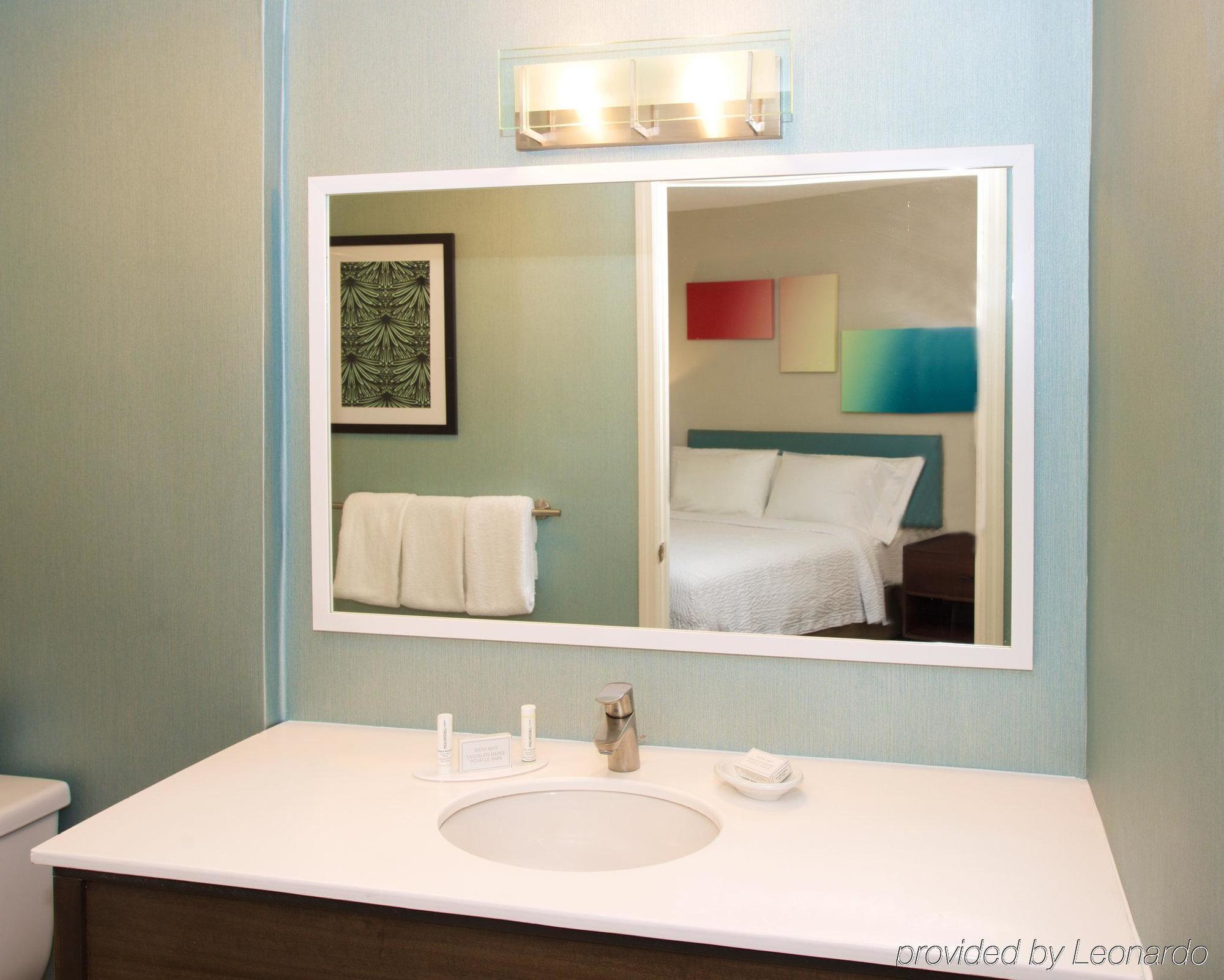 Coconut Grove Hotel 3*