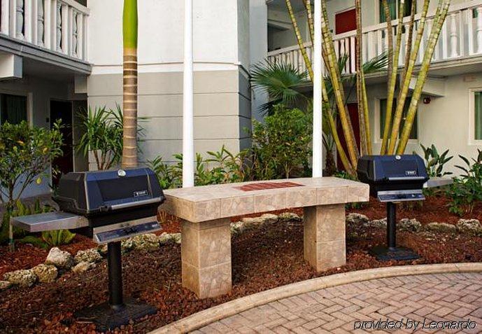 Hotel Coconut Grove 3*