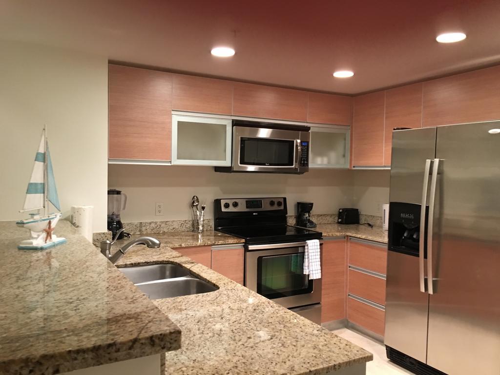 Starlight Suites * Miami