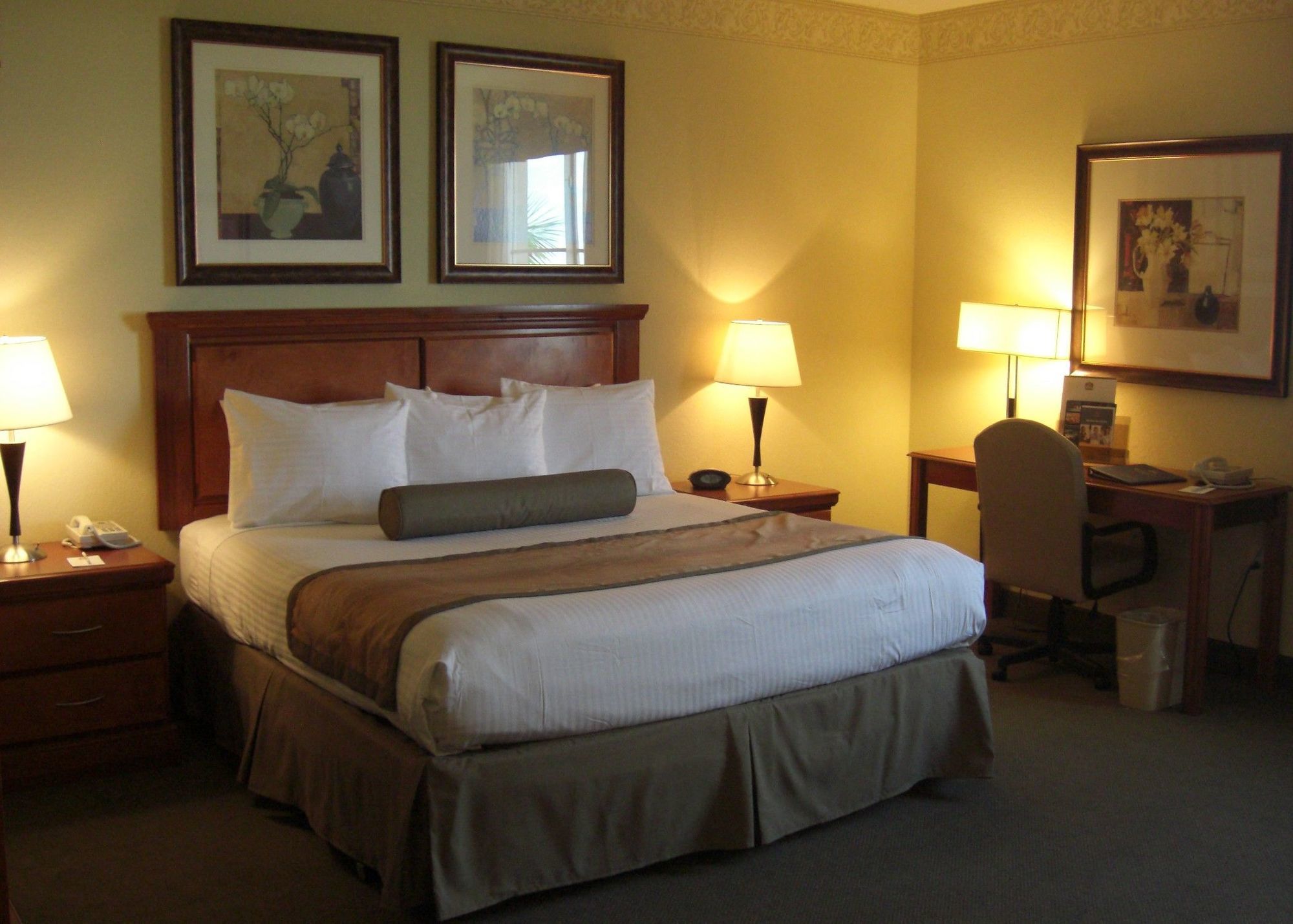 Hotel Western Miami-doral/dolphin Mall 3*