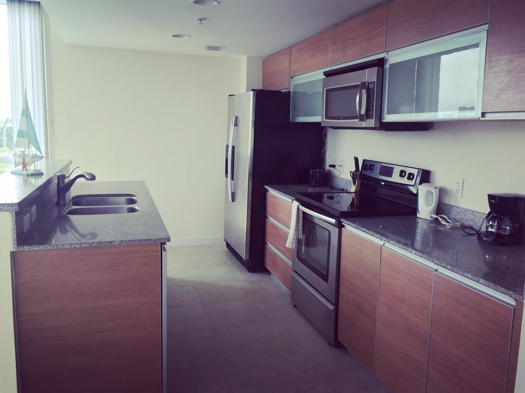 Starlight Suites Apartment *
