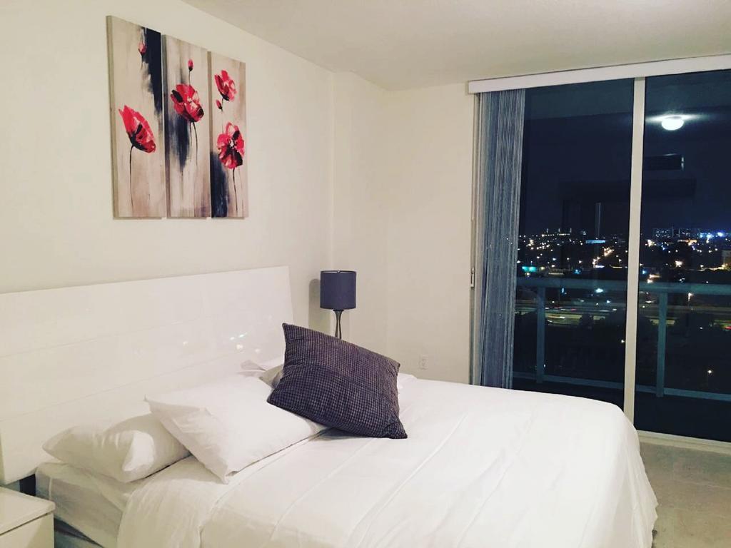 Starlight Suites Apartment *