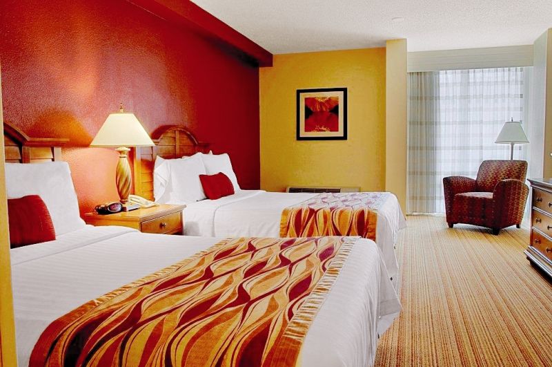 Courtyard Downtown Brickell Area Hotel 3*