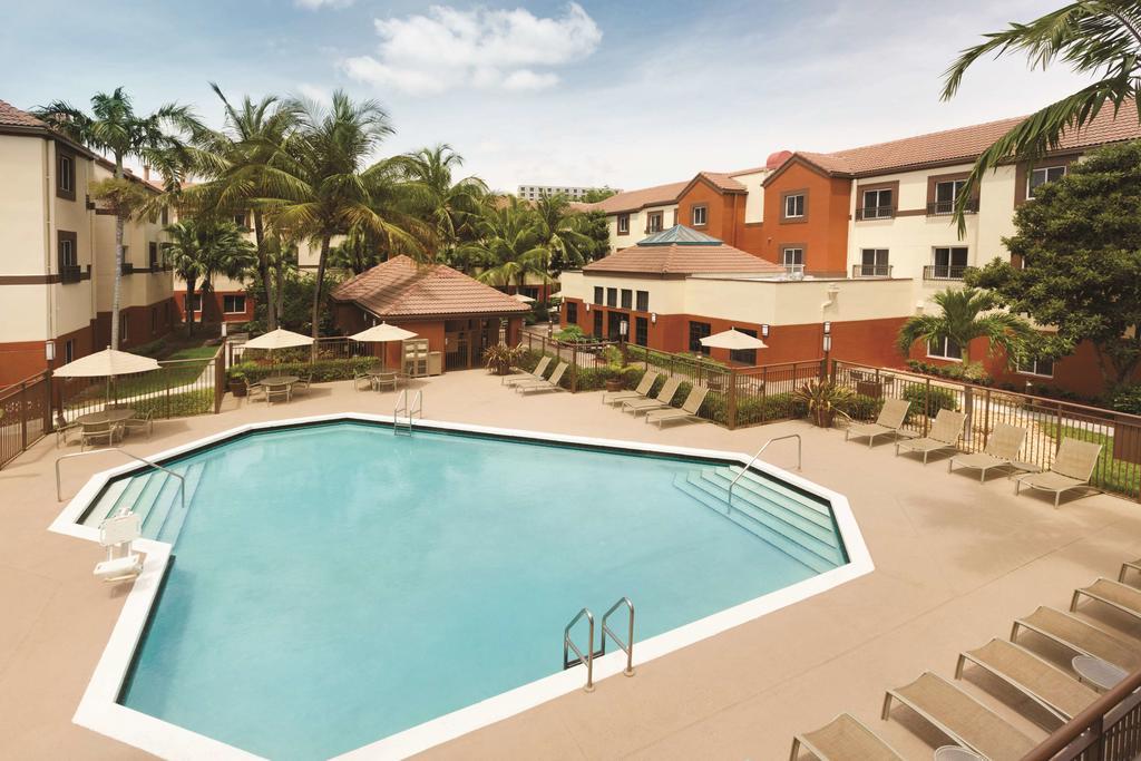 Hyatt House Airport Hotel 3*