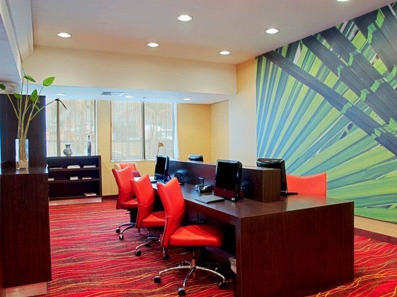 Courtyard Downtown Brickell Area Hotel 3*