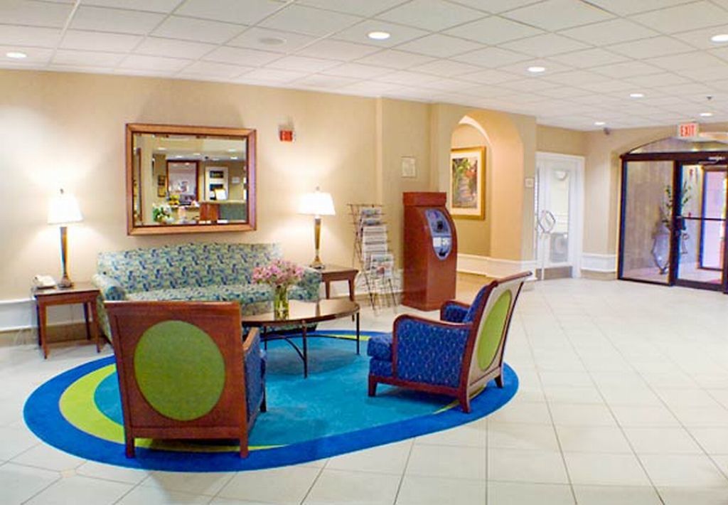 Coconut Grove 3*