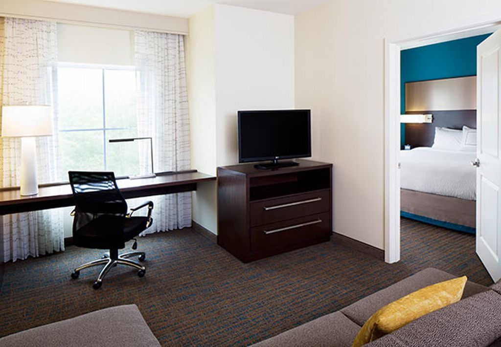 Coconut Grove Hotel 3*
